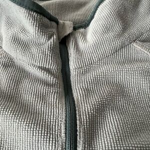 Columbia Men’s 1/4 zip Light Muted Green Omni-Wick Shirt size L
